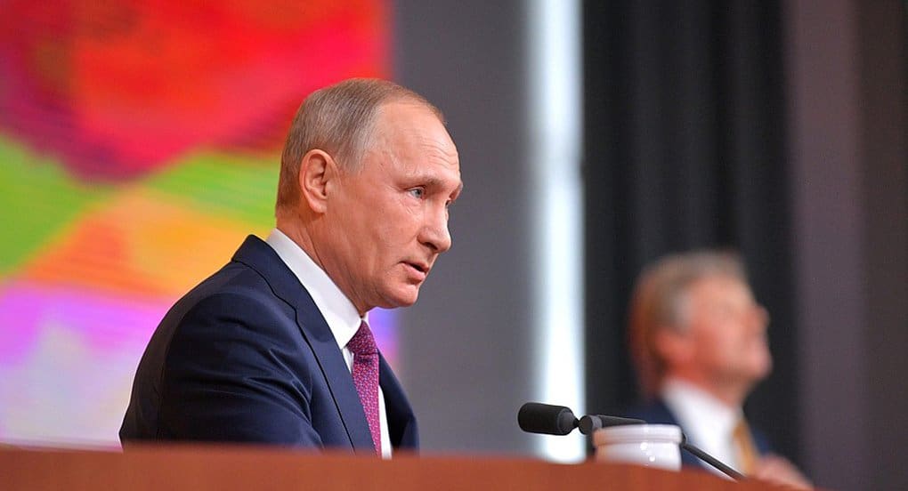 Владимир Путин пообещал в скором времени решить вопрос очередей в детсады