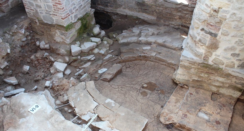 В Новгороде археологи впервые из древнего храма сделают музей