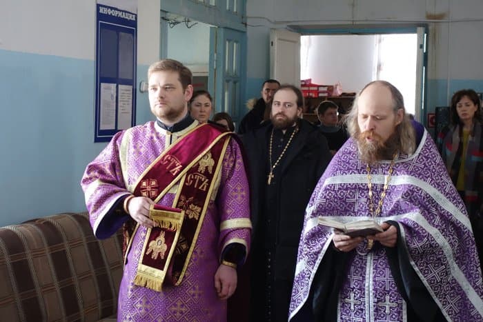 Второй центр гумпомощи открылся в Отрадненской епархии