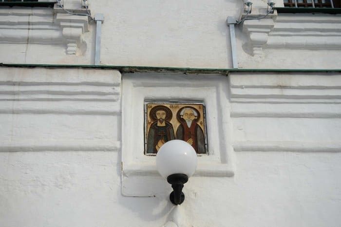 Патриарх Кирилл освятил столичный храм мучеников Михаила и Феодора Черниговских