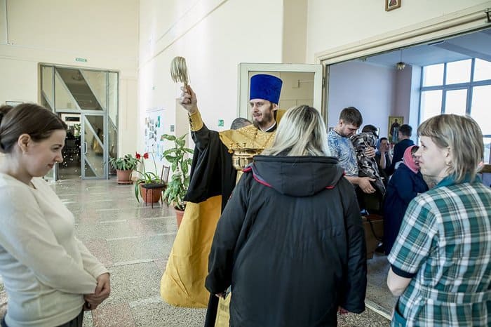 Первую молебную комнату, при поддержке РЖД, открыли на вокзале Кемерово