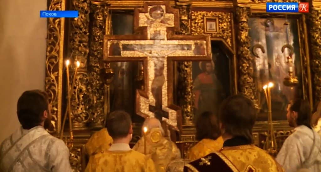 Ольгин крест после реставрации вернули в главный собор Пскова