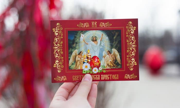 Более 100 тысяч москвичей поздравили с Пасхой православные волонтеры