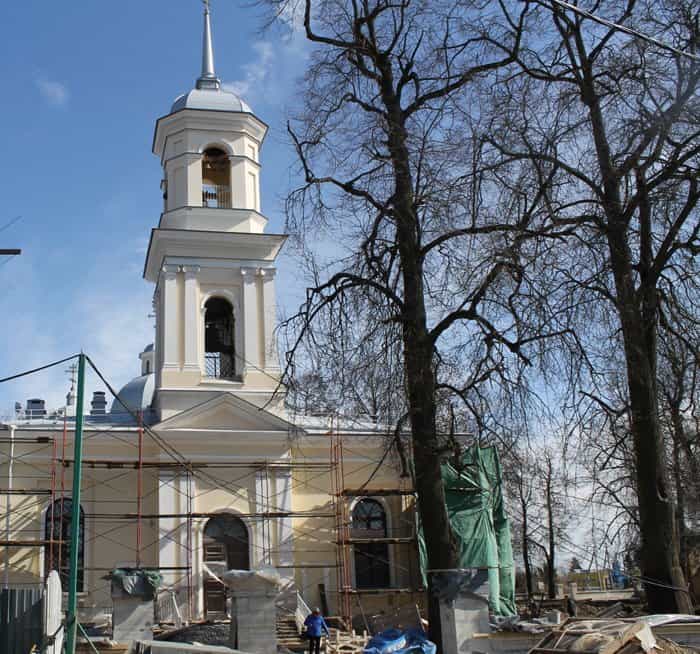 В Ленинградской области из руин подняли уникальный храм каменотесов