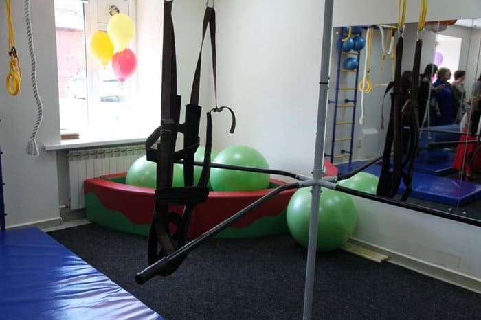 Тренажерный зал для детей-инвалидов открыла Находкинская епархия