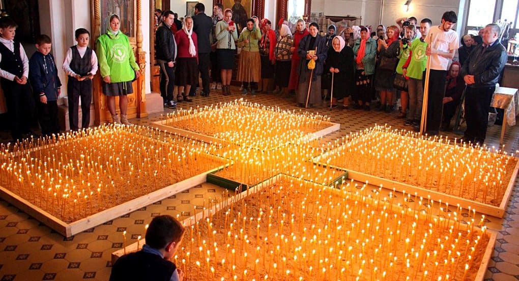 В нижегородском селе зажгли 2300 свечей в память о нерожденных детях