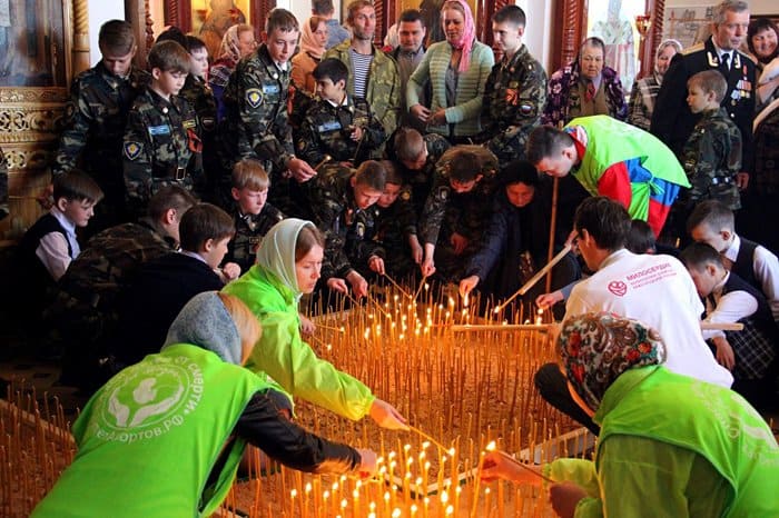 В нижегородском селе зажгли 2300 свечей в память о нерожденных детях