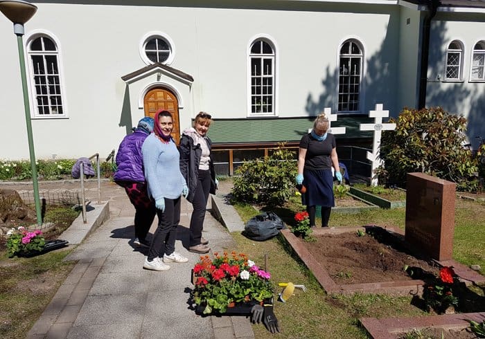 Православные Хельсинки ухаживают за могилами русских, финнов и шведов