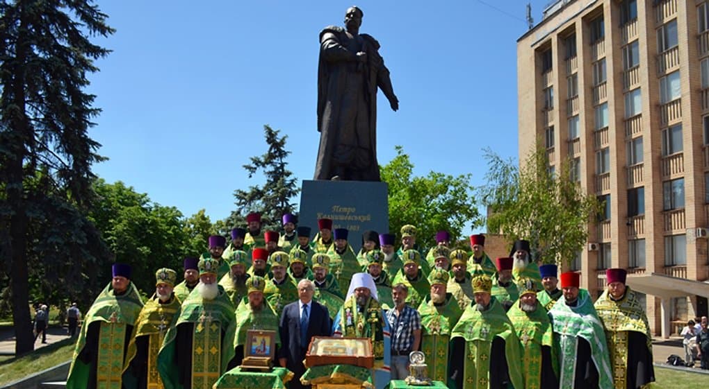 Памятник святому атаману Петру Калнышевскому открыли в Кривом Роге