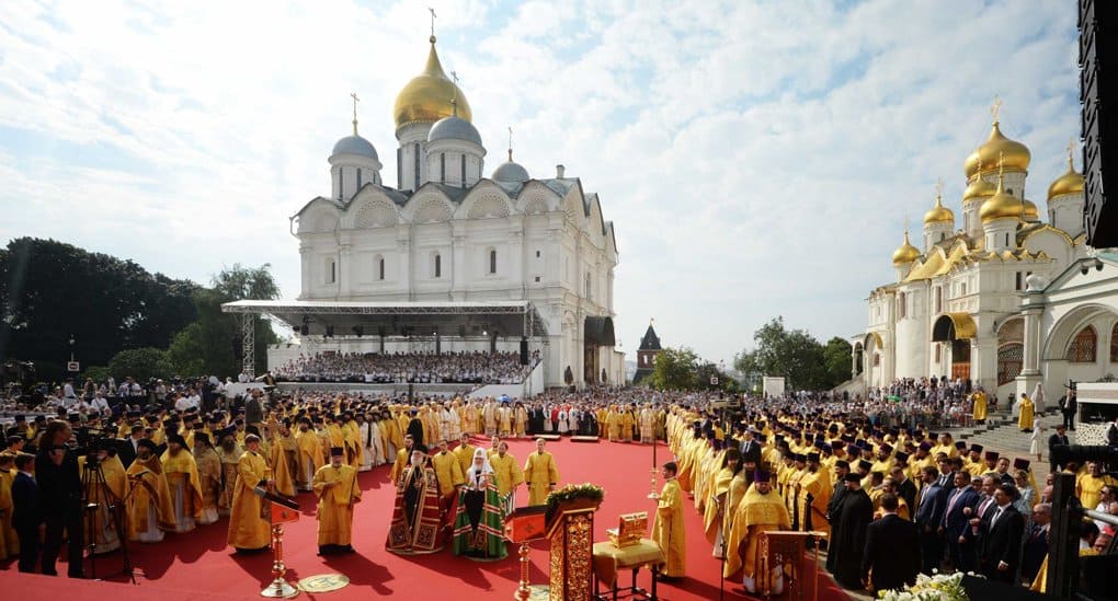 На 1030-летие Крещения Руси в Кремле впервые совершили Литургию под открытым небом