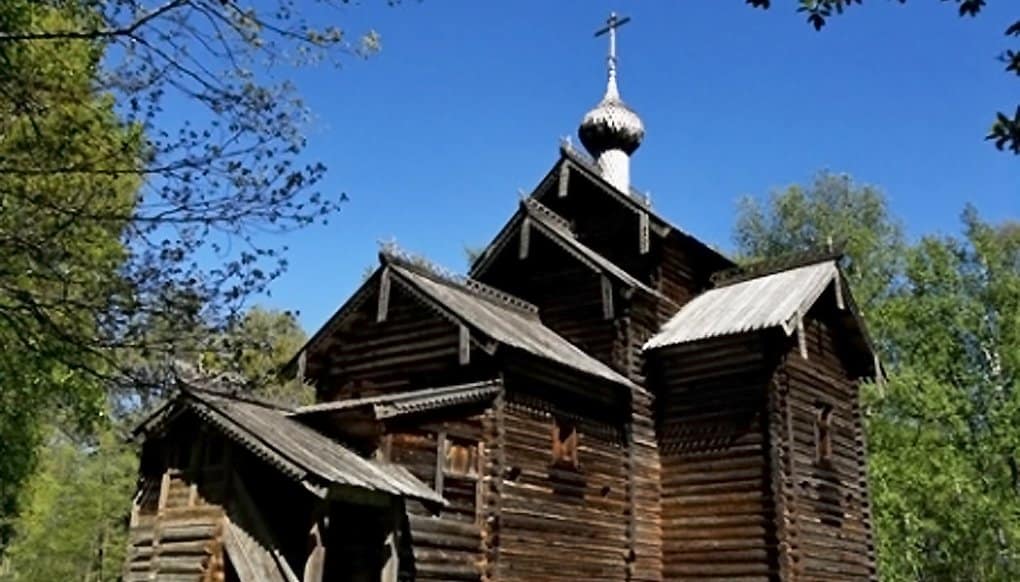 В Новгороде впервые за почти 40 лет отреставрировали церковь XVII века