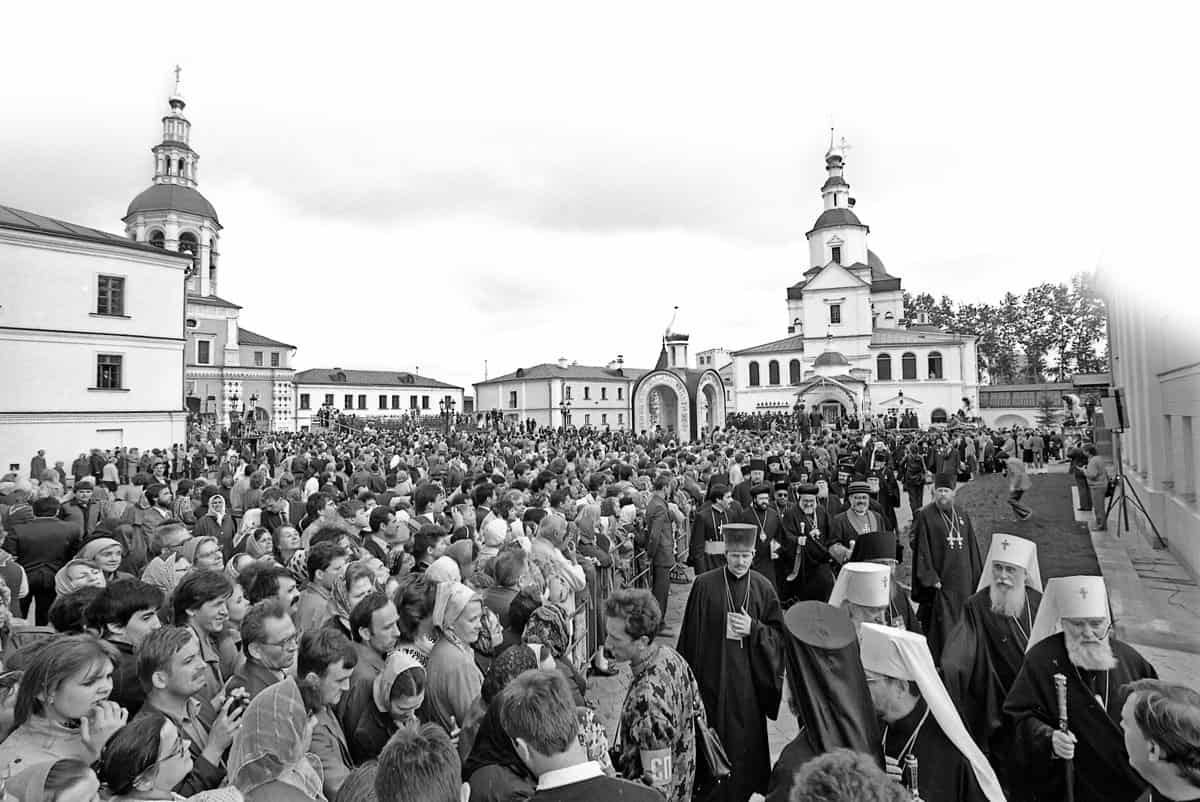 Храм 1000 летия крещения руси. Тысячелетие крещения Руси 1988. Празднование 1000-летия крещения Руси. 1988 Год — празднование 1000-летия крещения Руси. 1000 Летний юбилей крещения Руси 1988.