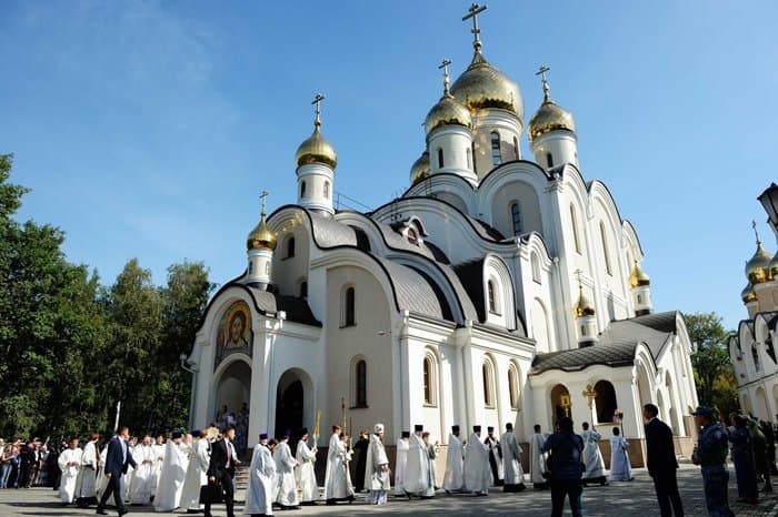 Патриарх Кирилл освятил на севере Москвы храм блаженной Матроны