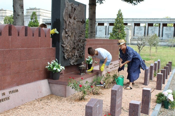 На кладбище в Милане помолились о советских воинах Второй мировой