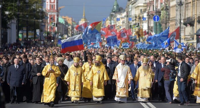 Петербуржцы и гости города приглашаются 12 сентября на крестный ход в честь князя Александра Невского