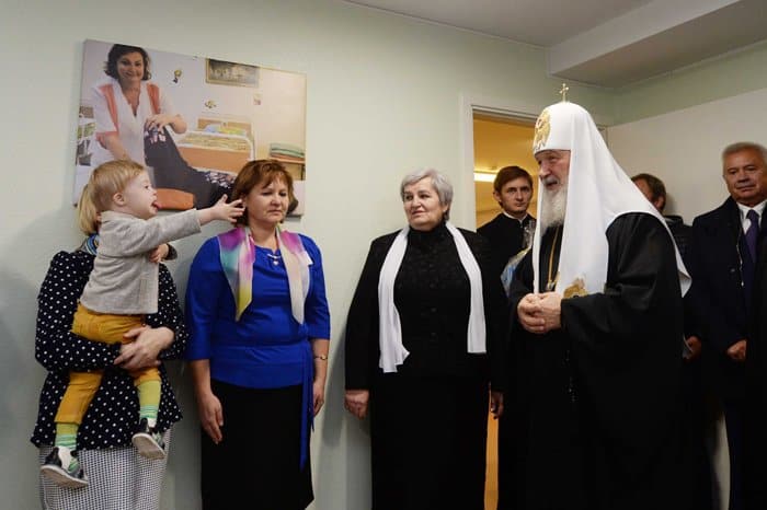 В Когалыме патриарх Кирилл пообщался с детьми с особенностями развития