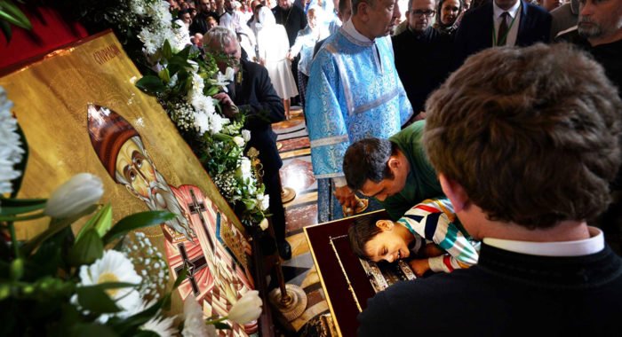 Более 100 тысяч человек уже поклонились в Москве деснице Спиридона Тримифунтского