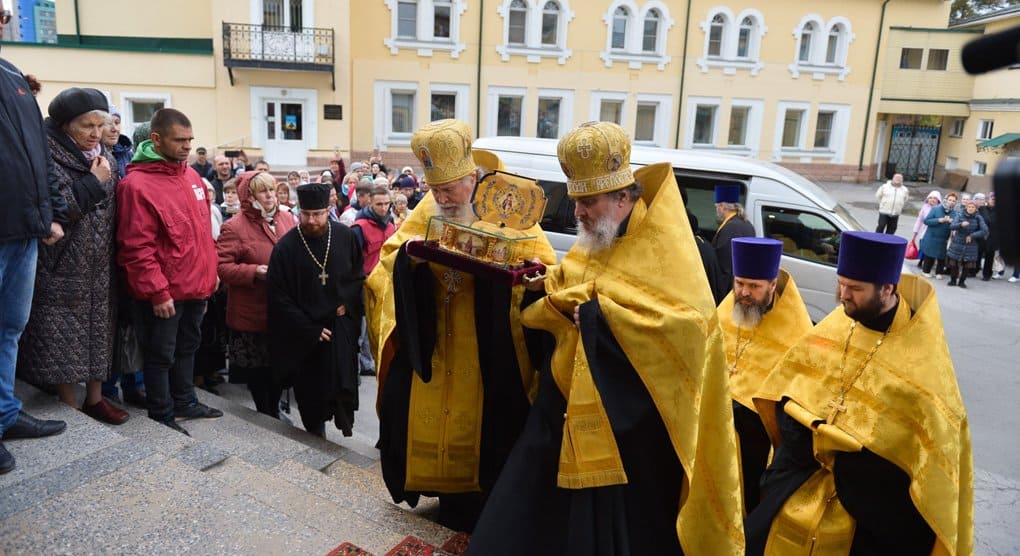 После Владивостока мощам святителя Луки Крымского поклоняются в Новосибирске