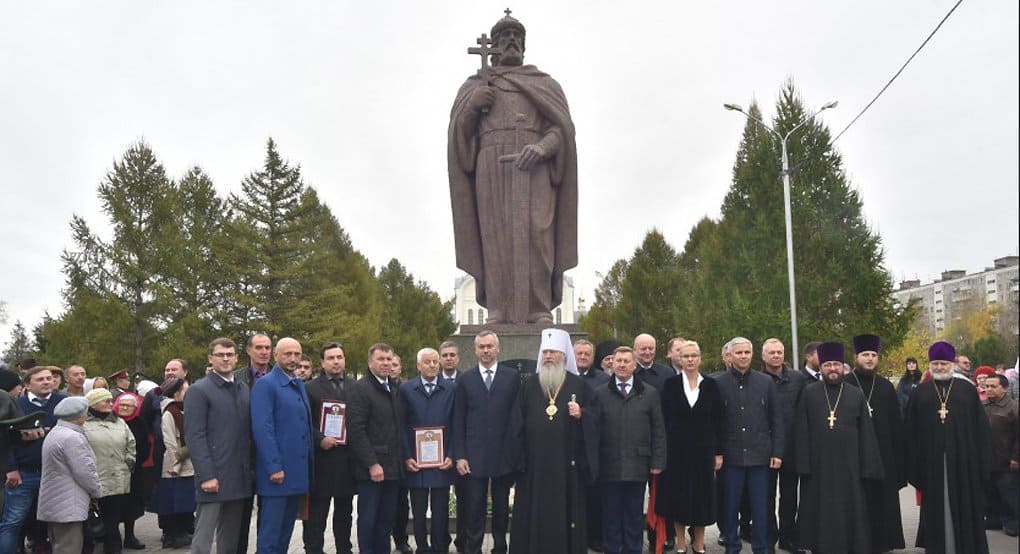 У новосибирцев появился свой памятник святому князю Владимиру