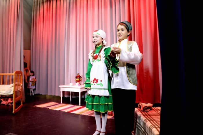 Как казанские гимназисты отметили День матери