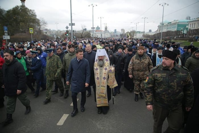 В Екатеринбурге 4 ноября прошел праздничный крестный ход