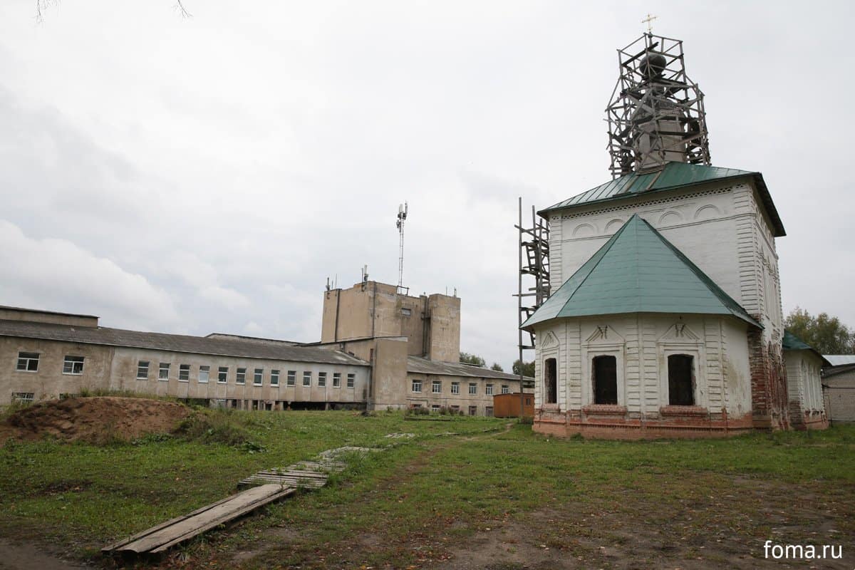 Трое в монастыре, не считая собаки: женский монастырь в Юрьеве-Польском, о котором мало кто знает