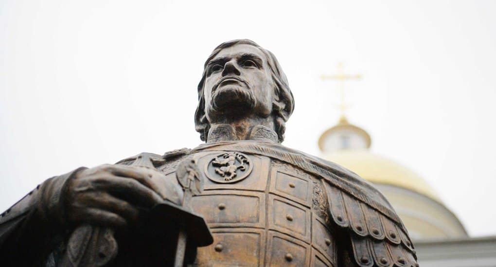 Памятник святому Александру Невскому освятил в Балтийске патриарх Кирилл