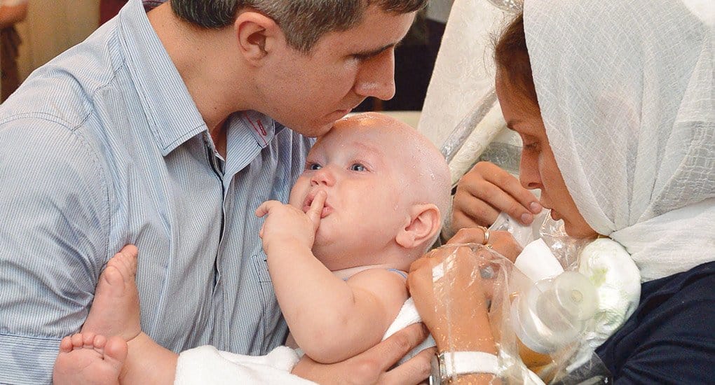 Почему Церковь крестит младенцев, которые не могут иметь сознательной веры?