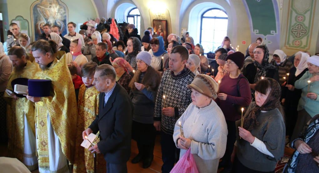 В Соликамске молятся о погибших на шахте горняках