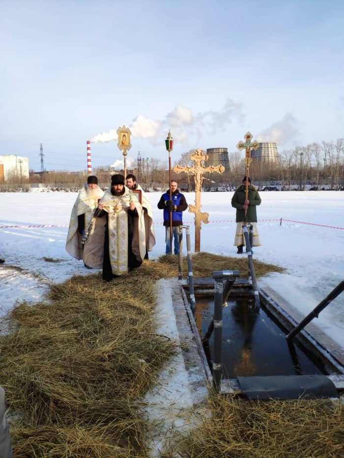 В Екатеринбурге на Крещение можно окунаться в обогреваемых палатках
