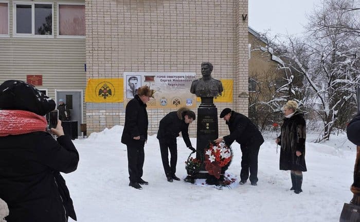 Подорвавшему себя вместе с фашистами герою Великой Отечественной установили памятник