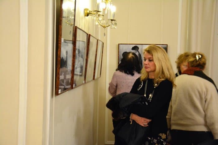Жители Праги увидели редкие фото Царской семьи