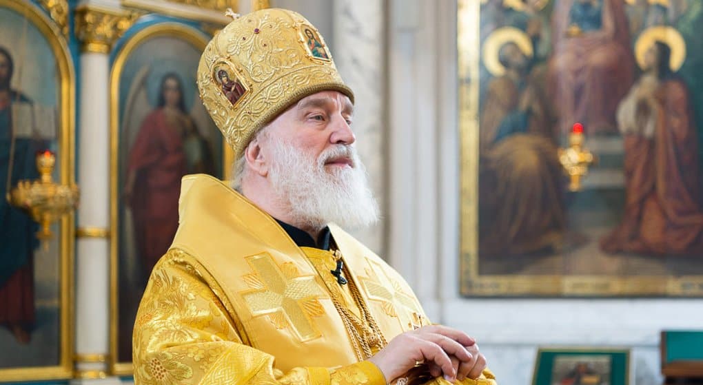 Митрополит Минский Павел молится об убитых и раненых в школе Столбцов