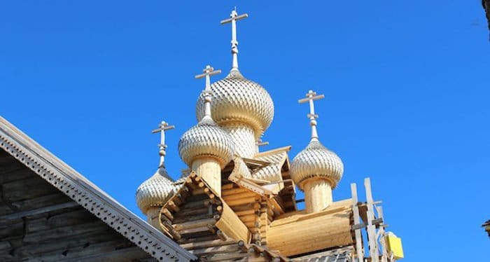 Уникальный деревянный храм XVIII века восстановили на Вологодчине
