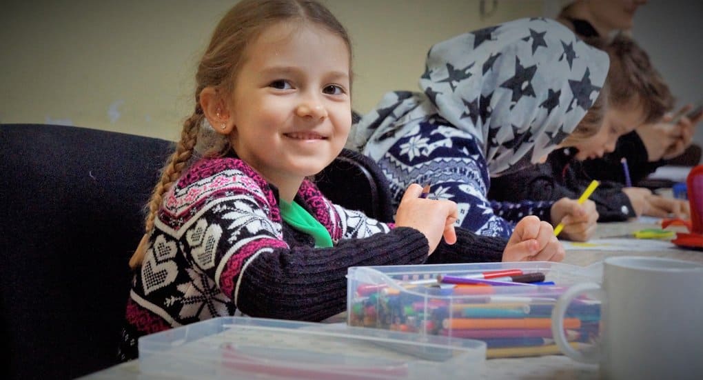 Воскресная школа для детей с нарушениями слуха открылась при храме в Новокосине