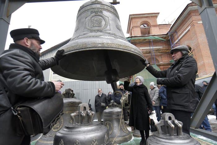 Для восстанавливаемого в Петербурге «храма строителя» освятили колокола