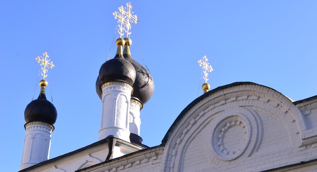 Саранские журналисты получили подписку на «Фому» за «повторное открытие» старейшего храма Мордовии