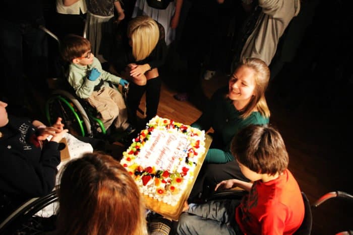 Контрабас и тирамису в день рождения Свято-Софийского социального дома