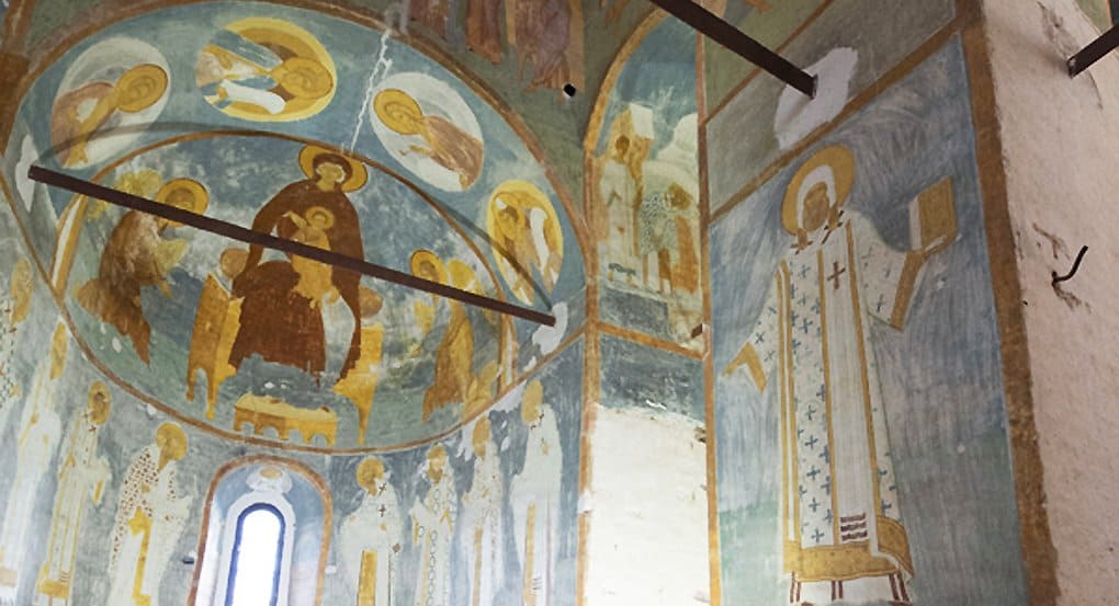 Специалистам удалось сохранить росписи Дионисия в главном храме Ферапонтова монастыря