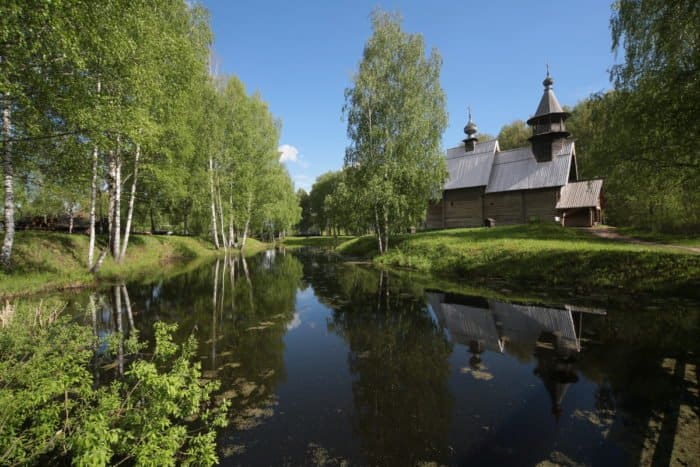 Весна и храмы: 30 фото заповедных мест России