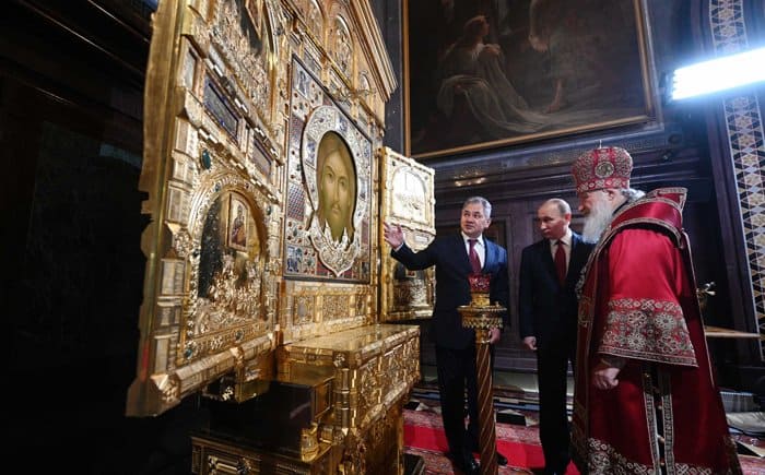 Патриарх Кирилл освятил главную икону для храма, возводимого при поддержке Минобороны