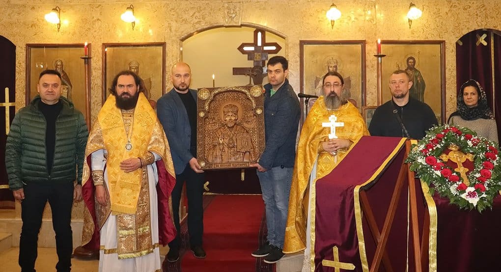 Русская Церковь передала христианам Сирии и Ливана уникальные резные иконы