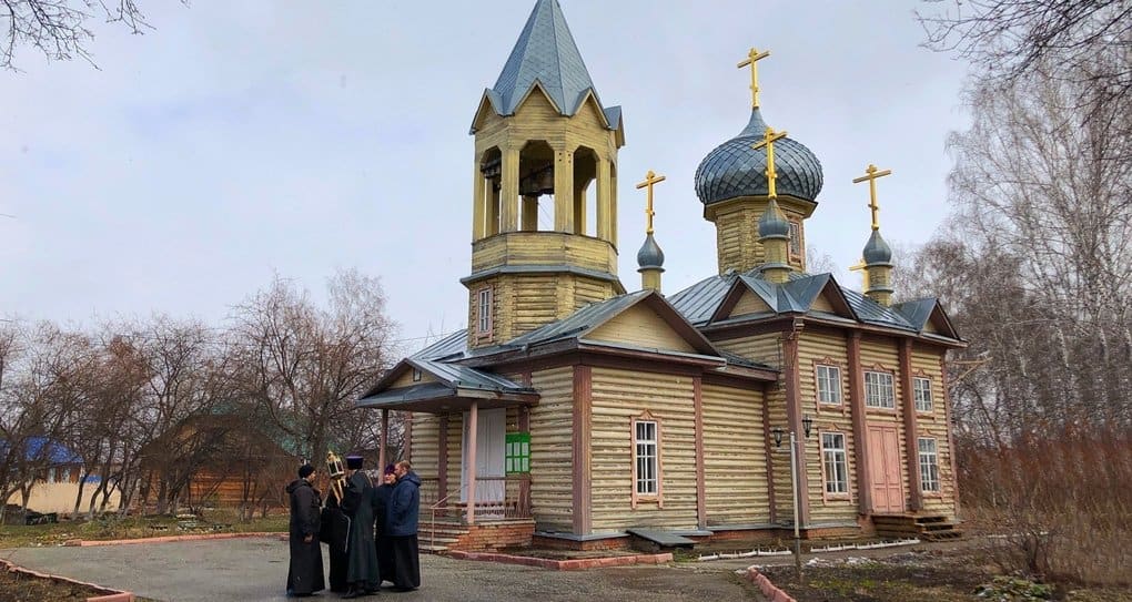 Томских священников научат проводить экскурсии по храмам города