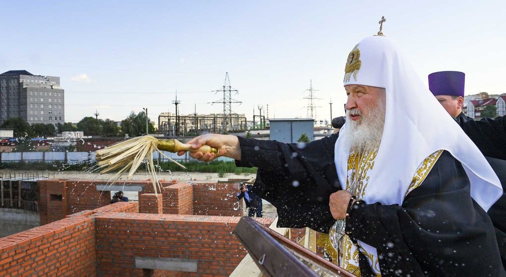 Патриарх Кирилл освятил в Калининграде место строительства Успенского храма