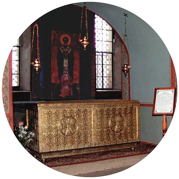 мощи святой софии слуцкой в минске. эшо мощи св. эльзас храм эшо. мощи софии суздальской. икона божией матери софийский собор новгород.