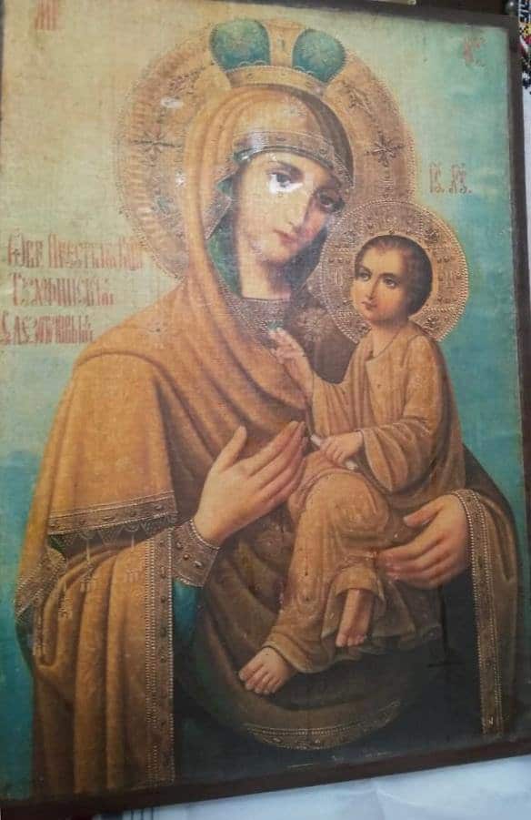 В день памяти Тихвинской Львовской иконы Богородицы замироточил ее точный список