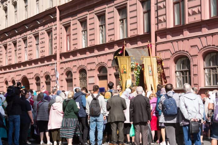 В центре Санкт-Петербурга прошел Спасский крестный ход
