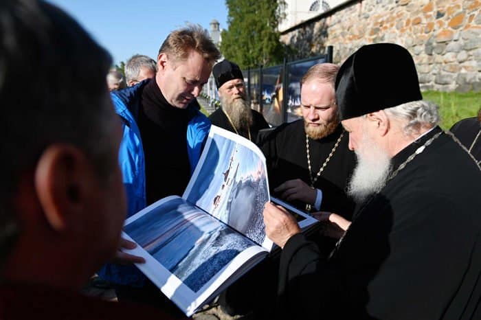 Патриарх Кирилл принял участие в открытии на Соловках самой северной фотогалереи