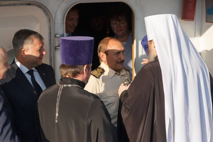 Корабль-церковь поплыл к новосибирским селам, где «люди годами не видят священника»