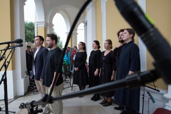Музыка под дождем: у стен уникального храма в Подмоклово прошел юбилейный фестиваль классической музыки